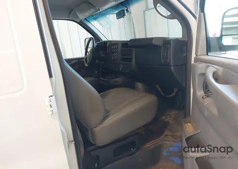 2015 Chevrolet Express 2500 Work Van from USA, damaged, VIN 1GCWGGCG8F1114760